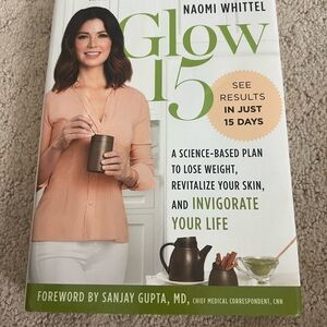Glow 15 Book by Naomi Whittel. Hard copy. EUC.
